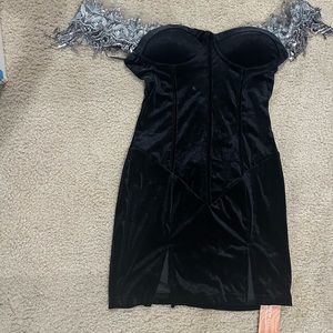 Size small